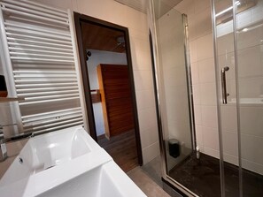 Haartrockner, Toilettenpapier