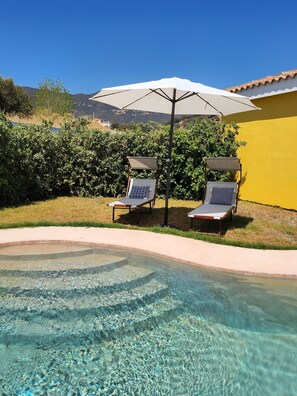 Piscina a l'aire lliure