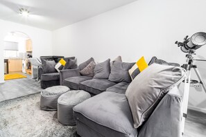 Apartment | Living area