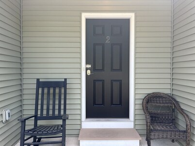 Three Schooners Landing - Middle Condo