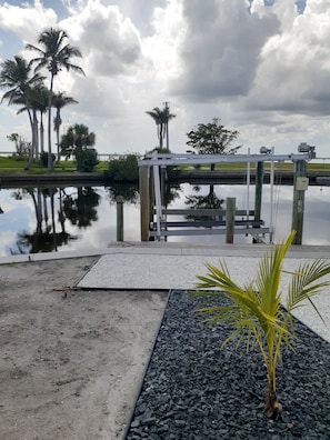 Property grounds - Waterfront home on Matlacha (Matlacha)