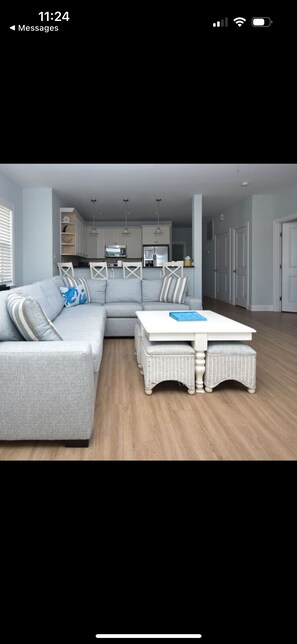 Smart TV, books - Luxury canal front 3 bedroom condo with boat dock and central location  (Carolina Beach)