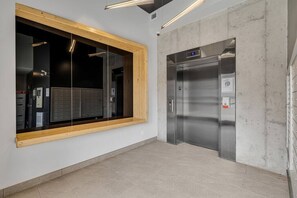 Interior - Initial Ilot Downtown Québec (Québec City)