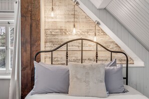 2 bedrooms, iron/ironing board, travel crib, WiFi