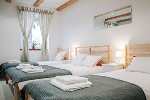 7 dormitorios, tabla de planchar con plancha, wifi y ropa de cama