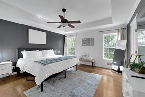 3 makuuhuonetta, silitysrauta/-lauta, Wi-Fi, vuodevaatteet