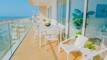 Apartment | Speisen im Freien