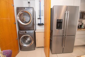 Interior - U-GO Edificio H2 (Cartagena)