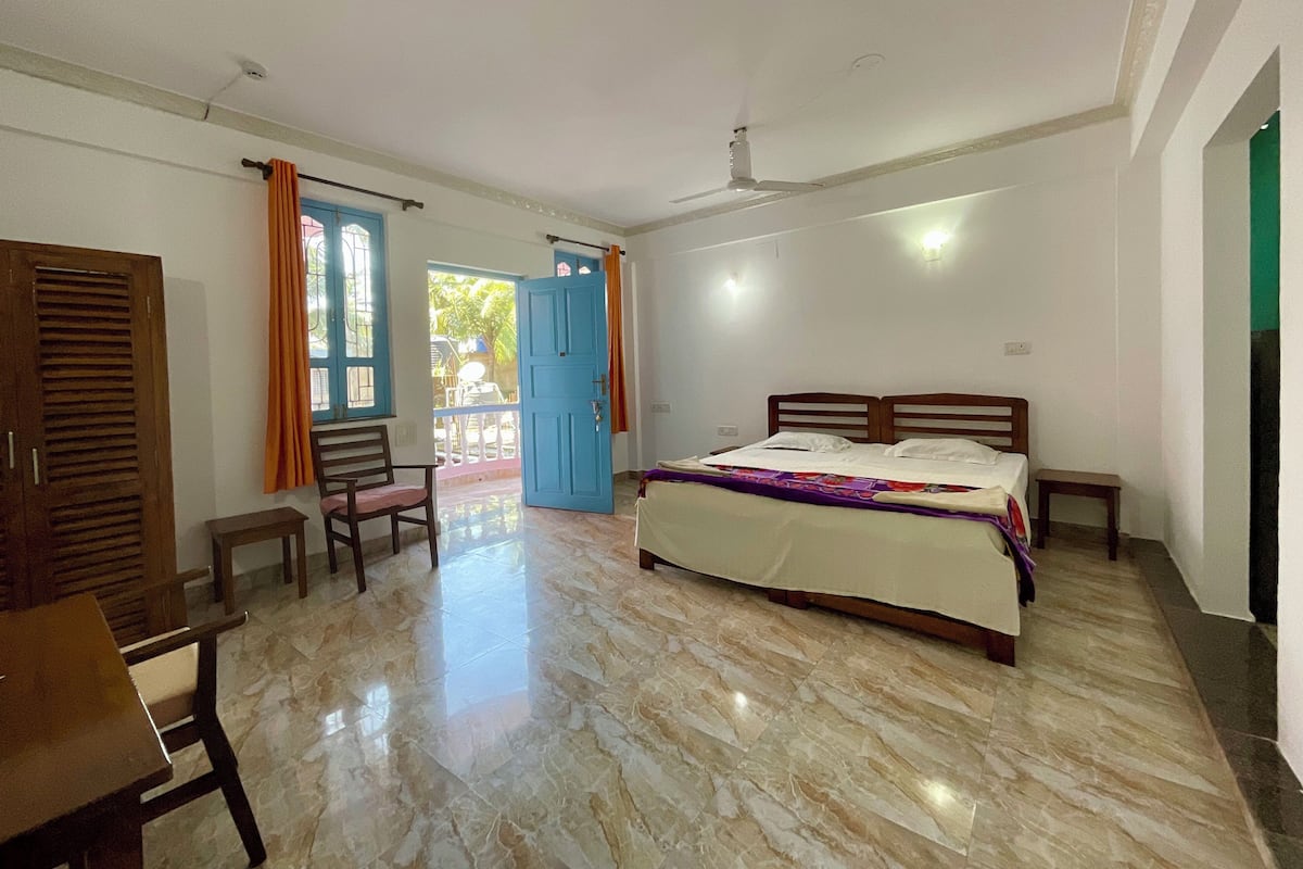 Deluxe Room | 1 bedroom, premium bedding, desk, laptop workspace