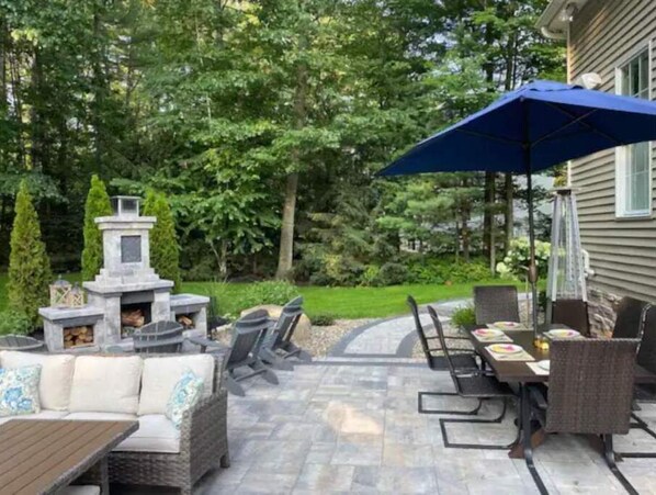 Outdoor dining - Saratoga Summer (Saratoga Springs)