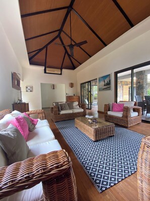 Smart-TV, Musikbibliothek