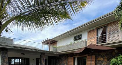 Villa de Charme Grand Baie proche de la plage de PéreybÚre et des commerces