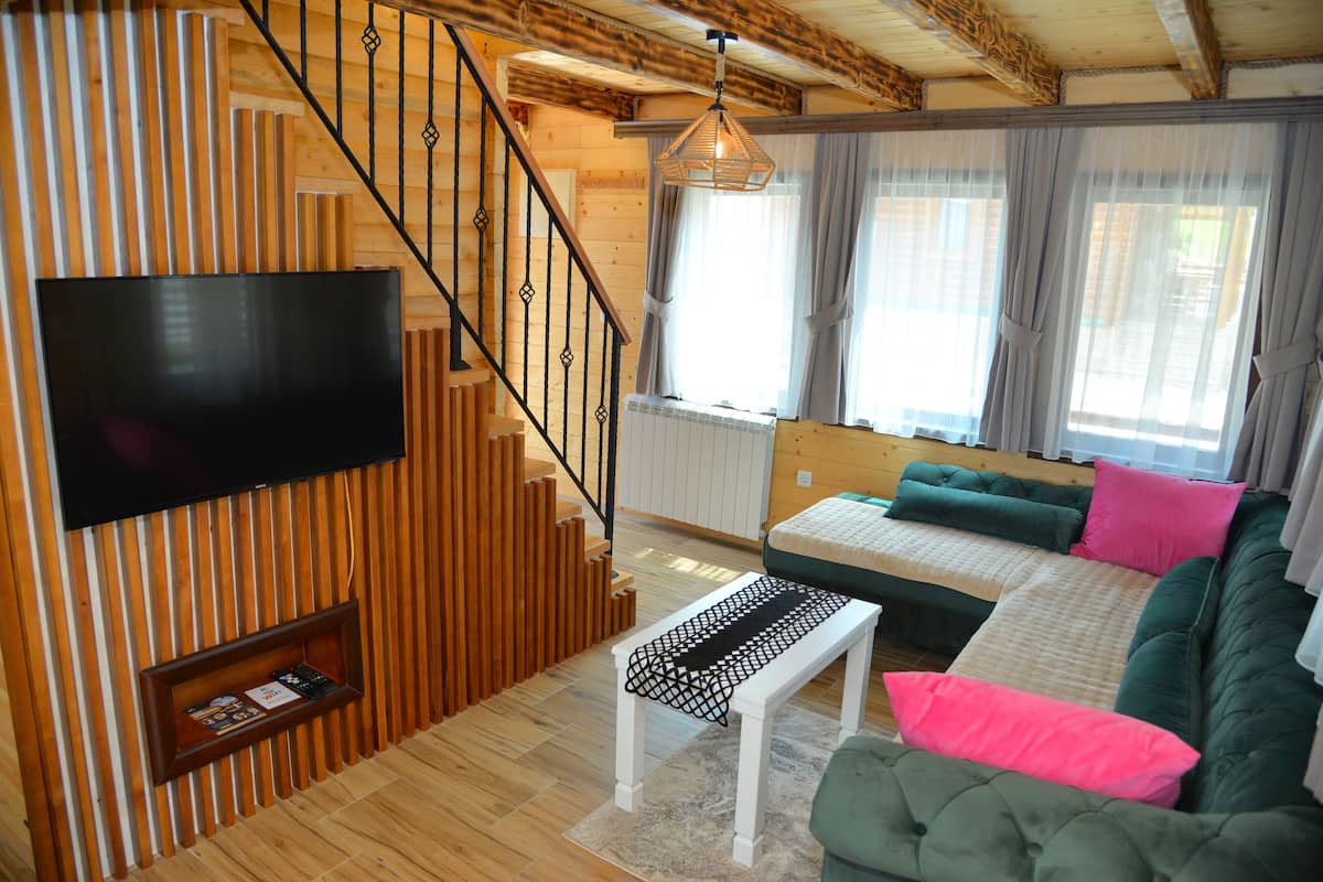 Superior House | Living area