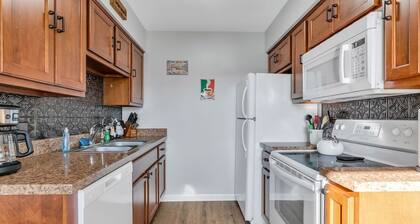 Fenton Flats- Italian Villa With On Site Hot Tub