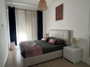 1 室のベッドルーム、アイロン / アイロン台、WiFi、ベッドシーツ