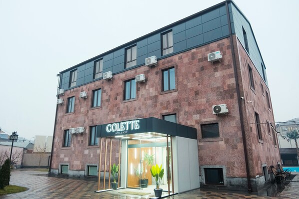 Fachada del alojamiento