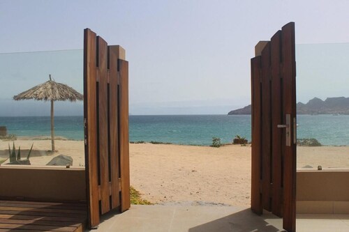 Oceanfront Living: Beachfront Apartment in Mindelo, Cape Verde