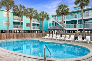 Pool - Cozy 1BR Steps to Beach | 2Pools | Prime Location Walkable & Newly Updated! (Gulf Shores)