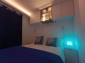 1 soverom, safe på rommet, lydisolert og strykejern/-brett