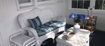 Sandcastle park! Basketball, Tennis, beach, mini golf, ice cream & restaurants!