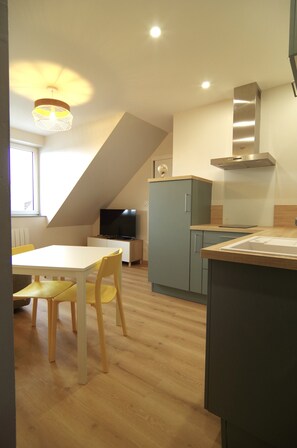 Dining - Le Bateau Bleu, Appartement Avec vue mer (Criel-sur-Mer)