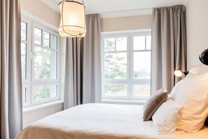 Kamar Double Superior, Bebas Asap Rokok | Seprai premium, selimut bulu angsa, dan didekorasi berbeda-beda