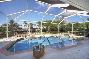 Opvarmet pool