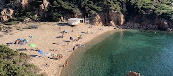 Charming apartament by the sea