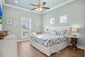 3 habitaciones, tabla de planchar con plancha y cuna de viaje 