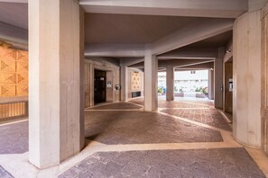 Interior - BDC - The Perfect Mix (Roma)