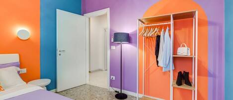 3 makuuhuonetta, silitysrauta/-lauta, Wi-Fi, vuodevaatteet