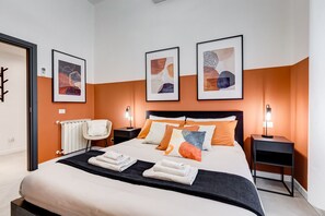 2 chambres, fer et planche à repasser, Wi-Fi, draps fournis