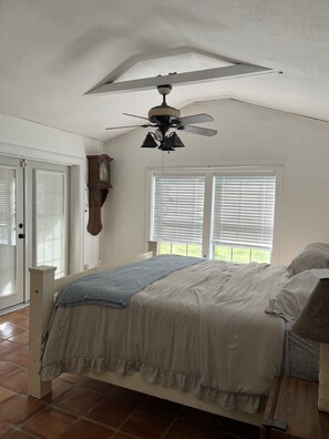 3 soverom, strykejern/-brett, wi-fi (inkludert) og sengetøy