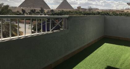 Pyramids Cozy and Friendly House