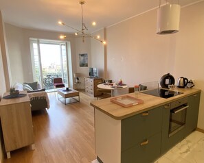 Fridge, oven, dishwasher, coffee/tea maker - Lovely apartment in Menton - Garavan Palace (Menton)