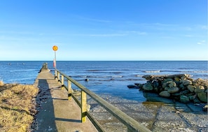 Plage à proximité, pêche sur place