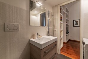 Dusche, Bidet