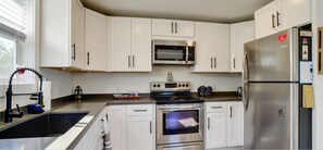 Fridge, microwave, oven, stovetop - Finger Lakes House has private Pool, Fire Pit & Extra Amenities in Hammondsport  (Hammondsport)