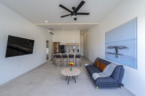 Living room - Tower 605 by Naya Homes (Cabo San Lucas)