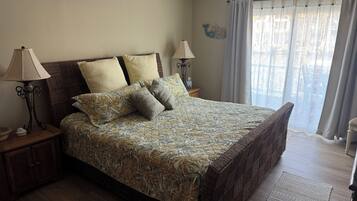 3 bedrooms, iron/ironing board, free WiFi