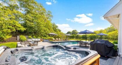 Wychmere Heights: 003-HK Magnificent Harwich Port Estate, Heated Pool, Walk to Beach & Village