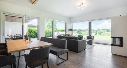 Villa mit Pool in Stegersbach