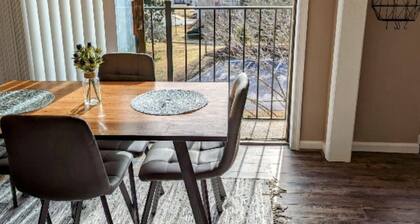 Pet Friendly in Charlottesville! UVA Medical Trauma Center School Wineries Parks