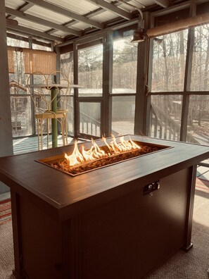 Interior - 🌟Cozy Mountain Cabin with New Hot Tub🌟 (Mentone)