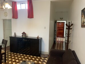 Interior - Hermoso Departamento Familiar/grupal en el Centro de Barranco Tradicional (Lima)