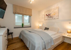 3 Schlafzimmer, Bügeleisen/Bügelbrett, WLAN, Bettwäsche
