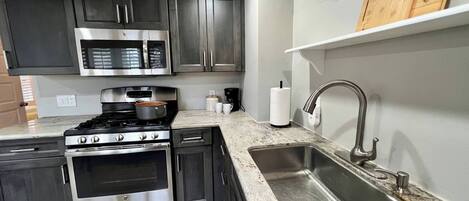 Microwave, oven, stovetop, coffee/tea maker