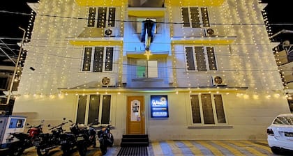 The WAVES by the Beach Inn