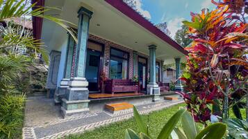 Standard Room, 1 Double Bed | Terrace/patio