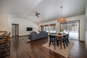 Interior - Sunriver Bend Dreamin' (Bend)